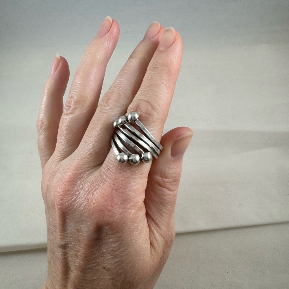 Chic Sterling Silver Statement Ring - image 6